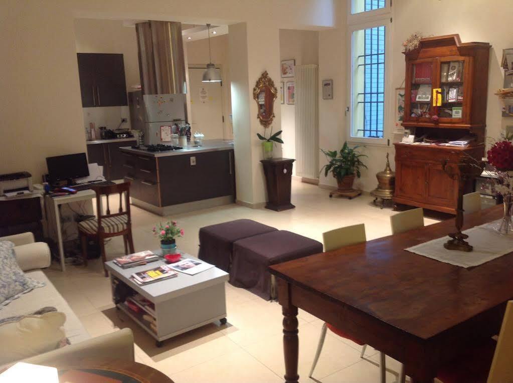 Casa Ilaria Bed and Breakfast Bologna Exteriör bild
